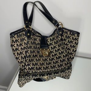 MK shoulder bag